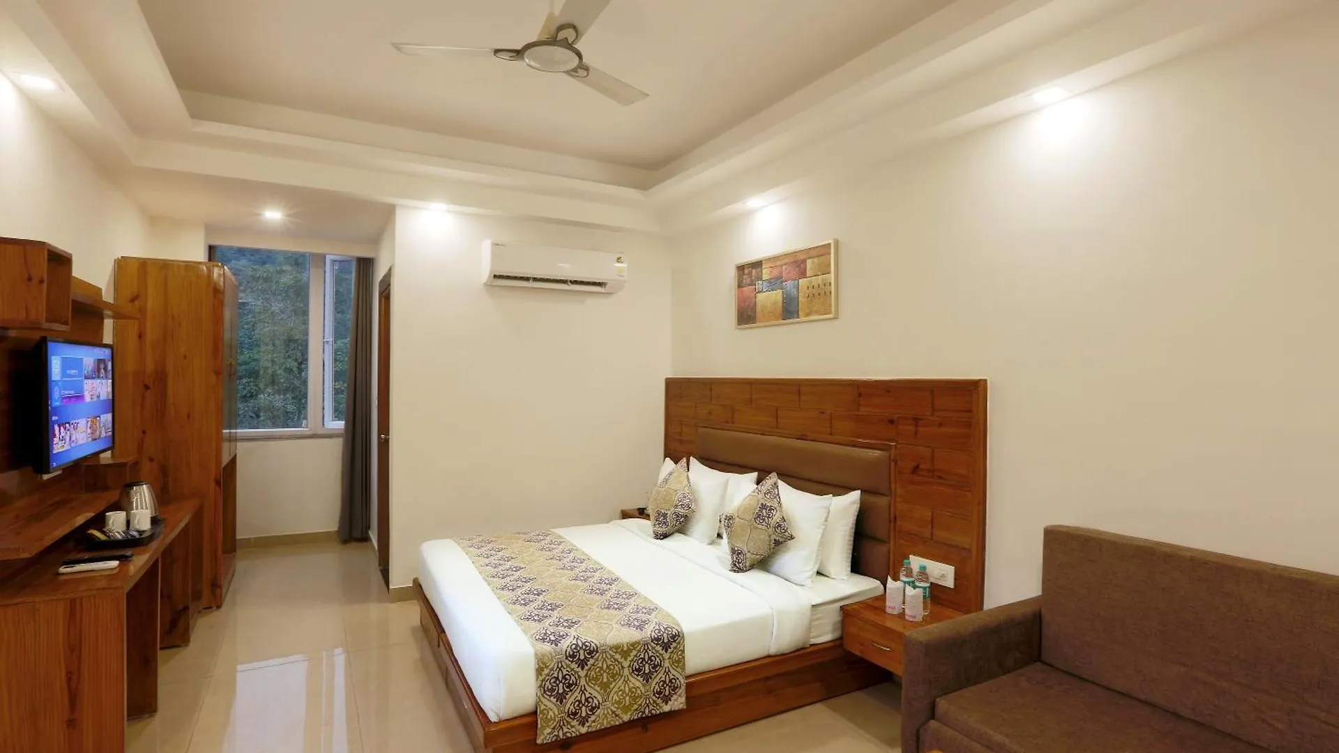 Hotel Deluxe Stay Inn - Near Delhi Airport New Delhi